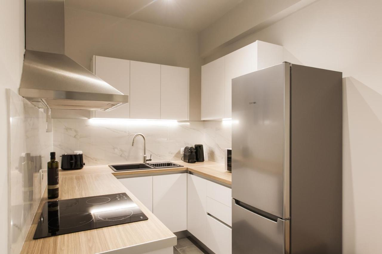 Absolute 2Br Apartment Near Emst Museum By Upstreet Афіни Екстер'єр фото