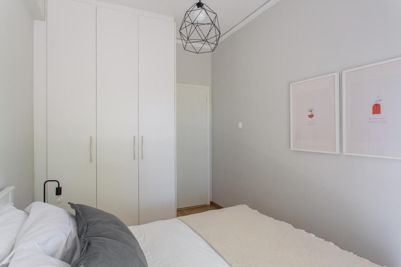 Absolute 2Br Apartment Near Emst Museum By Upstreet Афіни Екстер'єр фото